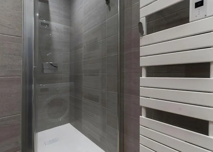 L'hotel Des Postes - Design En Centre Vichy