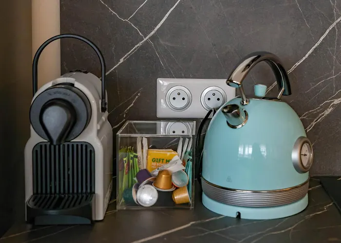 L'hotel Des Postes - Design En Centre Vichy